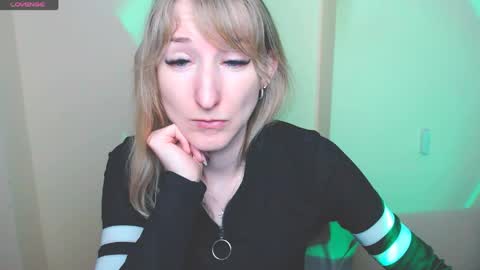 Amanda online show from June 2, 6:59 am