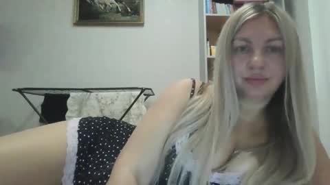 Snapshot of amandasexyyla chatting on October 6, 7:50 am AmandaSexyyLA online show from October 6, 7:50 am