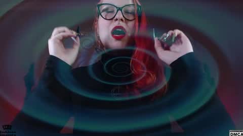 Snapshot of amanita__pantherina chatting on December 9, 12:30 pm Goddess Amanita online show from December 9, 12:30 pm