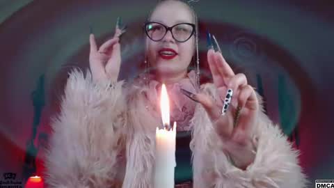 Snapshot of amanita__pantherina chatting on December 10, 12:49 pm Goddess Amanita online show from December 10, 12:49 pm