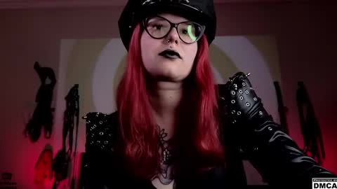 Snapshot of amanita__pantherina chatting on February 25, 4:31 pm Goddess Amanita online show from February 25, 4:31 pm