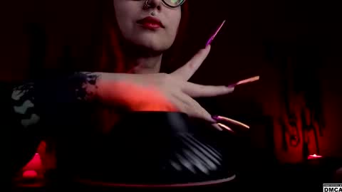 Snapshot of amanita__pantherina chatting on September 11, 11:21 am Goddess Amanita online show from September 11, 11:21 am