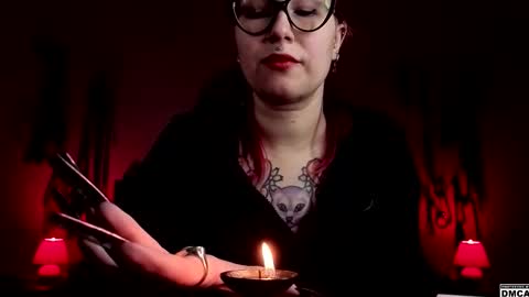 Snapshot of amanita__pantherina chatting on September 26, 10:30 am Goddess Amanita online show from September 26, 10:30 am