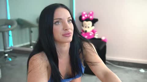 Snapshot of amanndaskye chatting on November 18, 12:27 am AmanndaSkye online show from November 18, 12:27 am