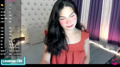 Snapshot of amara_lavelle chatting on November 8, 10:52 pm AMARAA online show from November 8, 10:52 pm