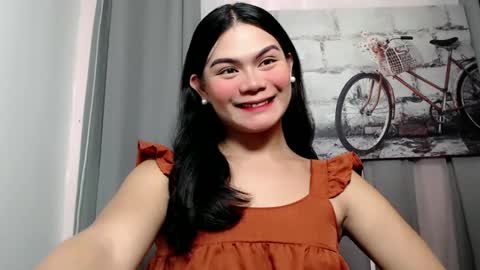 Snapshot of amara_lavelle chatting on November 25, 9:53 am AMARAA online show from November 25, 9:53 am