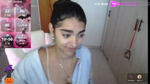 Snapshot of amara_silk chatting on October 29, 2:41 pm amara_silk online show from October 29, 2:41 pm