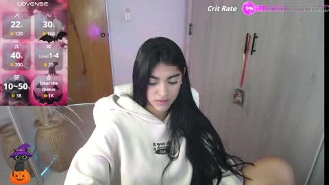 Snapshot of amara_silk chatting on October 30, 2:18 pm amara_silk online show from October 30, 2:18 pm