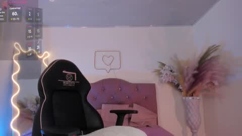 Amara tay online show from November 6, 7:26 pm