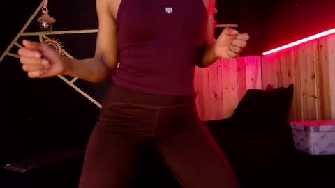 Snapshot of amara_vex chatting on June 18, 12:31 pm amara_vex online show from June 18, 12:31 pm