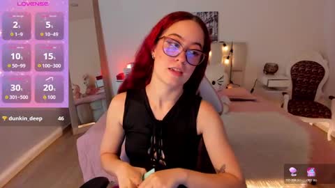 amaraa_couper1 online show from October 24, 3:14 am