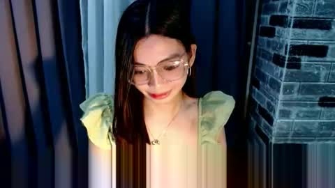 BELLA online show from March 26, 4:34 pm