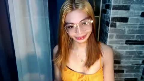 BELLA online show from April 12, 12:43 pm