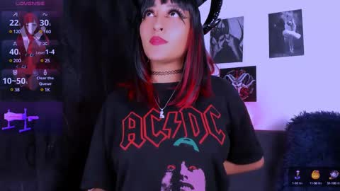 Snapshot of amaracooper2 chatting on January 17, 1:57 am amaracooper2 online show from January 17, 1:57 am