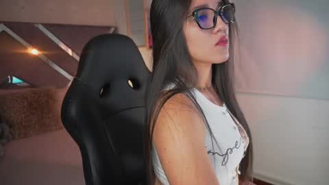 Amara Evans online show from May 29, 3:37 am