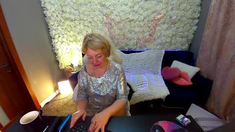 Sofia online show from April 10, 7:40 pm