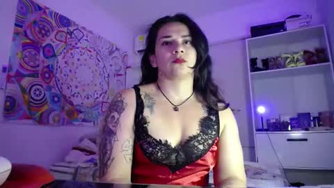 Susan online show from November 7, 10:32 pm