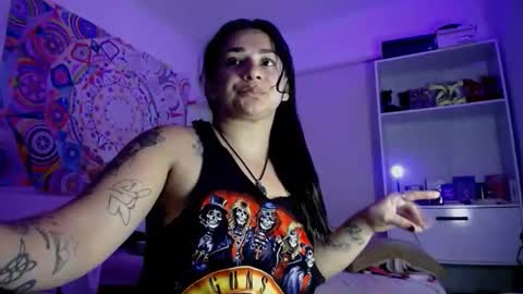 Susan online show from November 15, 9:43 pm