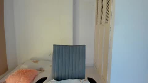 Snapshot of amaranthaajames chatting on February 14, 1:13 am Amarantha online show from February 14, 1:13 am