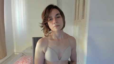 Snapshot of amaranthaajames chatting on February 16, 9:59 pm Amarantha online show from February 16, 9:59 pm