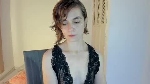 Snapshot of amaranthaajames chatting on February 22, 1:11 am Amarantha online show from February 22, 1:11 am