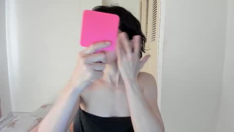 Snapshot of amaranthaajames chatting on December 3, 8:40 pm Amarantha online show from December 3, 8:40 pm