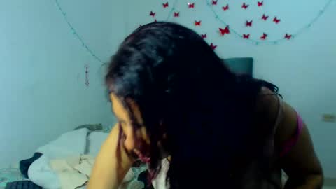 Amara Julia online show from January 21, 1:39 am