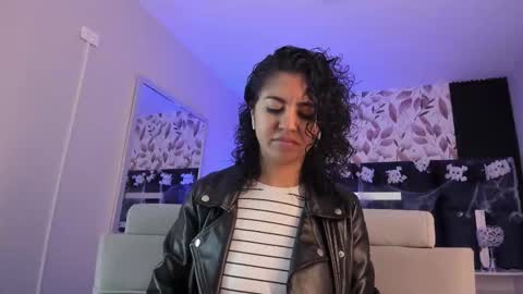 Emily online show from October 27, 12:20 pm