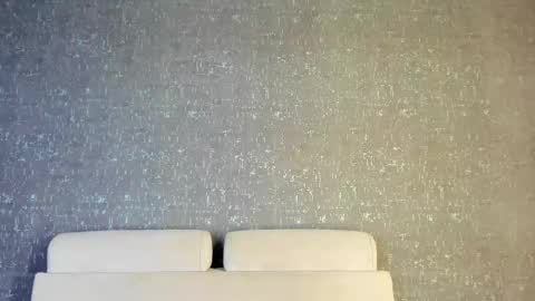 Emily online show from March 20, 11:15 am