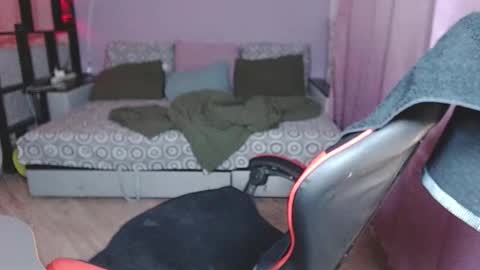 Snapshot of amayamalina chatting on November 30, 5:11 am Malina online show from November 30, 5:11 am