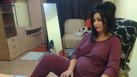 Snapshot of amazinerika chatting on December 23, 12:25 am Amazinerika online show from December 23, 12:25 am