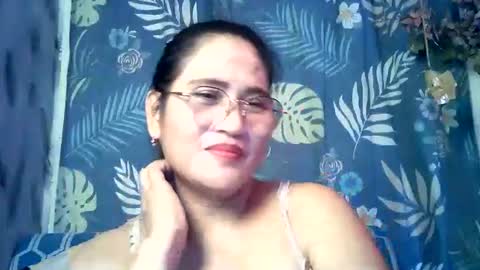 amazing angel online show from September 24, 4:16 am