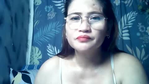 amazing angel online show from October 6, 4:37 pm
