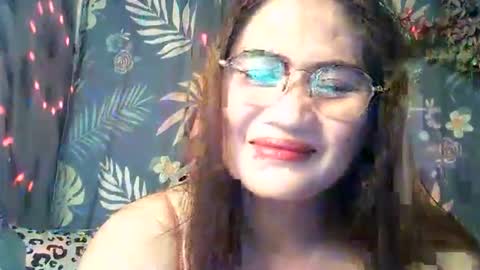 amazing angel online show from December 14, 5:07 pm