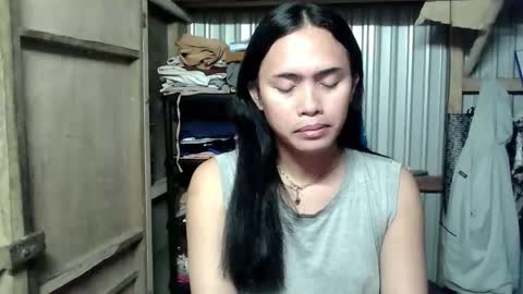 Snapshot of amazing_yella69 chatting on June 5, 12:17 am YELLA online show from June 5, 12:17 am