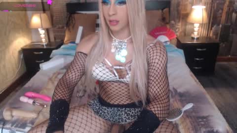 Sharlot online show from March 3, 4:56 pm