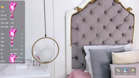 Snapshot of ambar_adamss chatting on December 28, 11:09 am Sara online show from December 28, 11:09 am