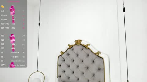 Snapshot of ambar_adamss chatting on January 4, 11:11 am Sara online show from January 4, 11:11 am