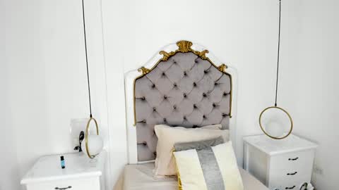 Snapshot of ambar_adamss chatting on January 11, 2:15 pm Sara online show from January 11, 2:15 pm