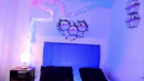 ambar_gh1 online show from April 16, 8:09 pm