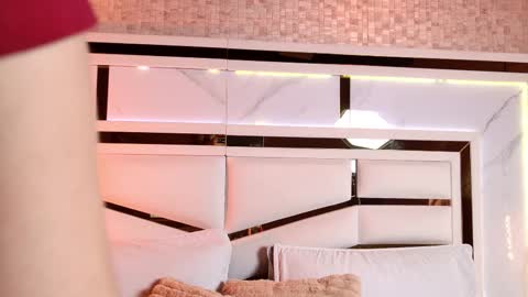 Snapshot of ambar_rosse25 chatting on October 10, 11:42 am Julieta online show from October 10, 11:42 am