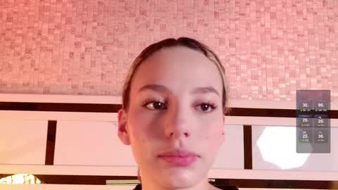 Snapshot of ambar_rosse25 chatting on November 7, 11:32 am Julieta online show from November 7, 11:32 am