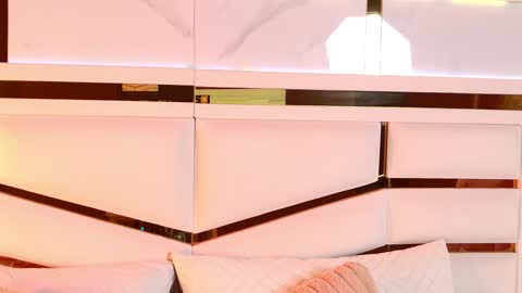 Snapshot of ambar_rosse25 chatting on November 24, 11:32 am Julieta online show from November 24, 11:32 am