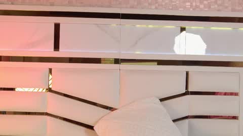 Snapshot of ambar_rosse25 chatting on December 1, 11:48 am Julieta online show from December 1, 11:48 am