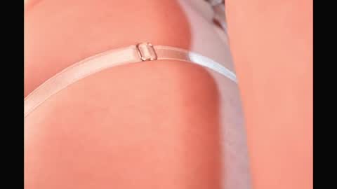 Snapshot of ambar_rousse_ chatting on May 2, 5:01 am ambar_rousse_ online show from May 2, 5:01 am