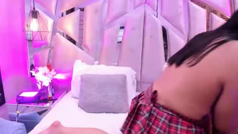 Snapshot of ambarandconnie chatting on January 30, 6:46 am AmbarAndConnie online show from January 30, 6:46 am