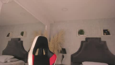 Ambar online show from April 6, 4:10 am