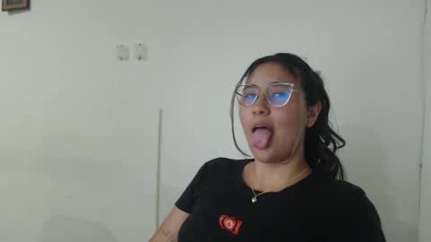 Ambar online show from January 21, 1:18 am