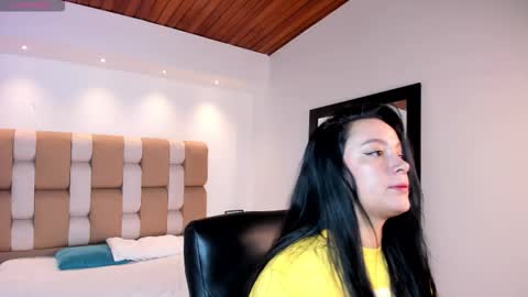 Snapshot of ambarcoxx chatting on February 2, 10:47 am ambarcoxx online show from February 2, 10:47 am