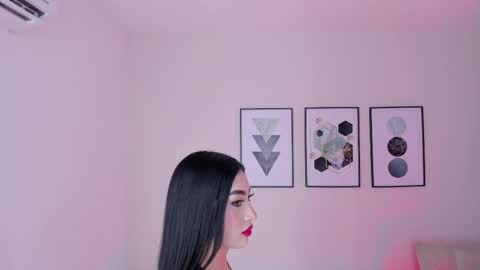 Snapshot of ambarevans_ chatting on September 19, 11:33 am ambarevans_ online show from September 19, 11:33 am